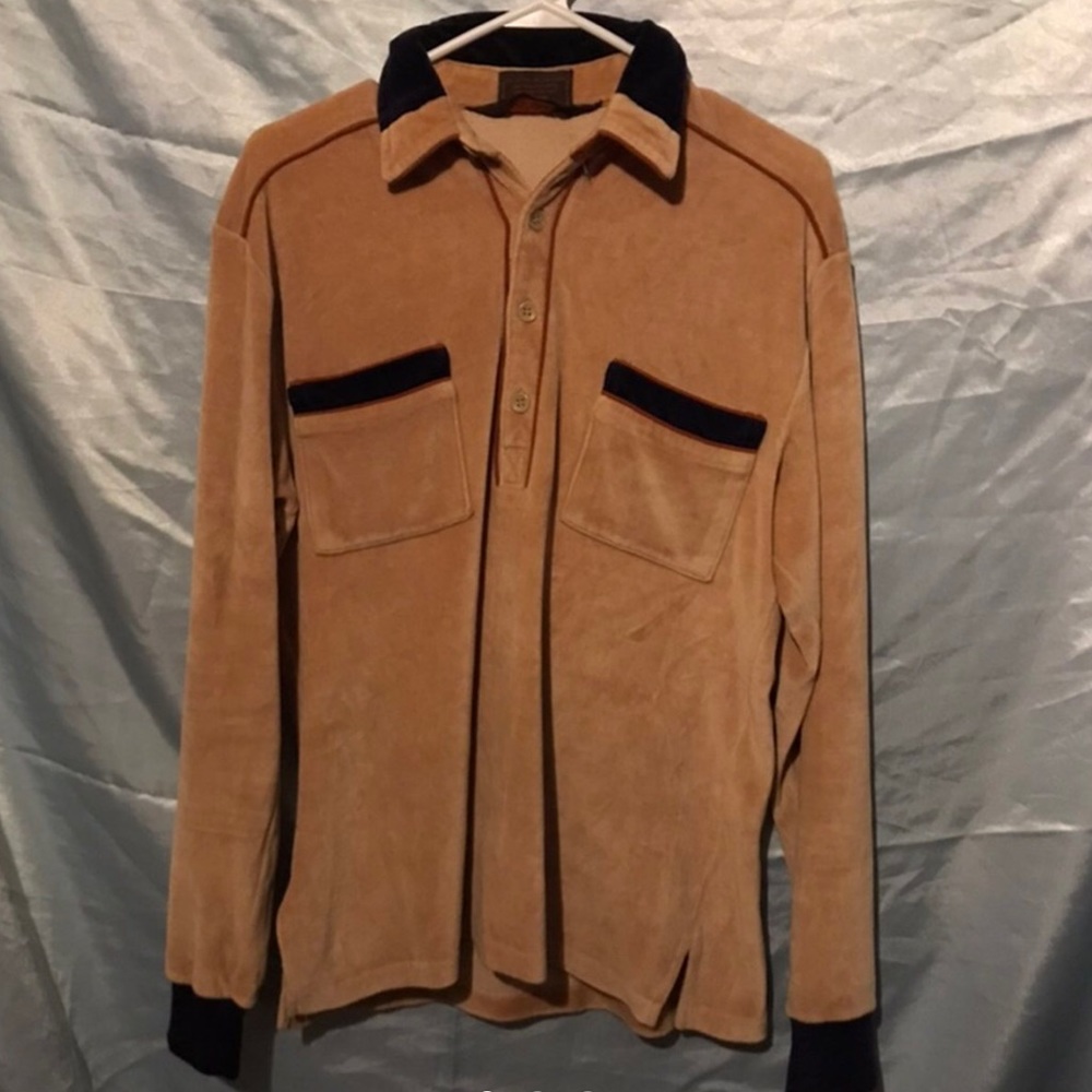 Collar button up